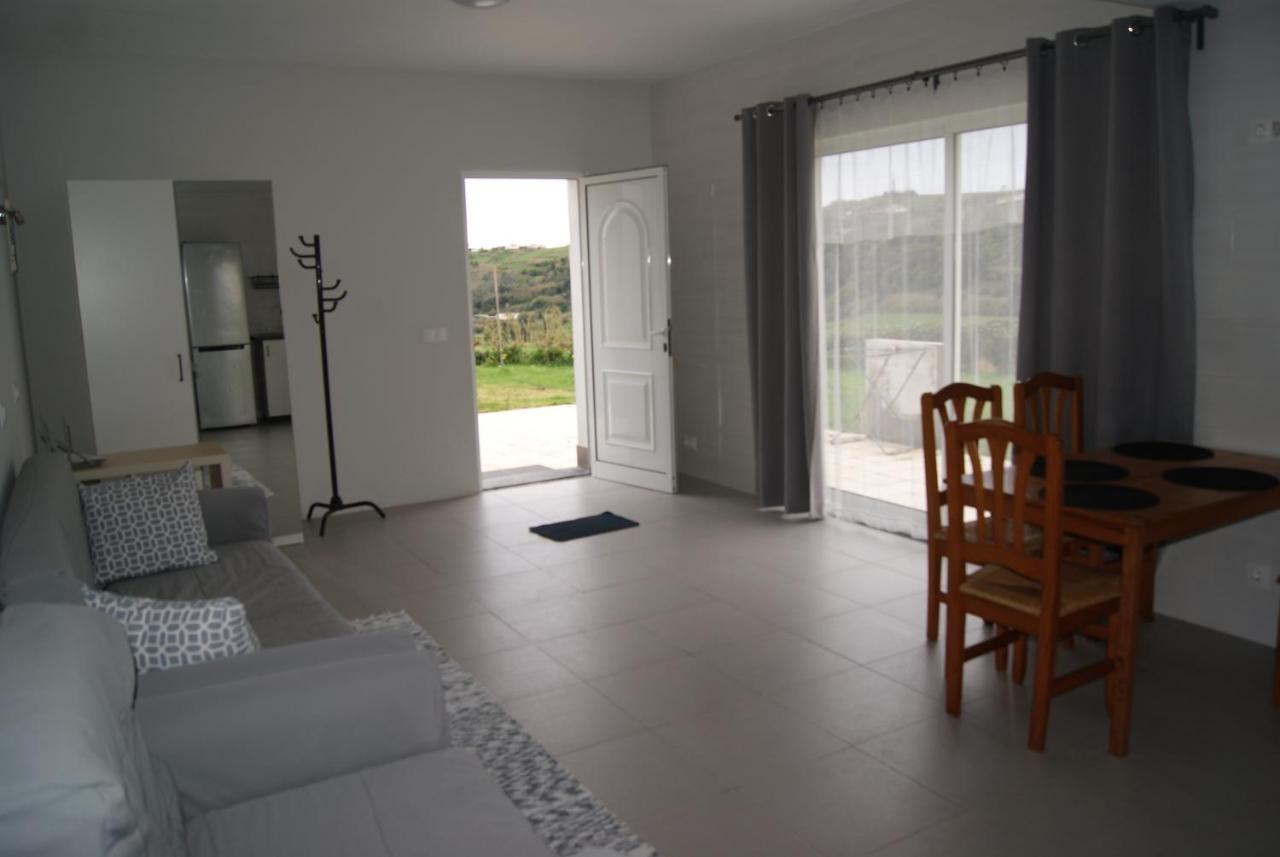 Apartamentos Praia Do Almoxarife オルタ エクステリア 写真